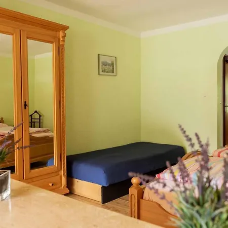 Landgasthof Peterhof Zajazd *